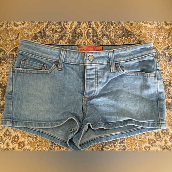 Roxy Blue Jean Shorts Classic Denim Style - Picture 1 of 3